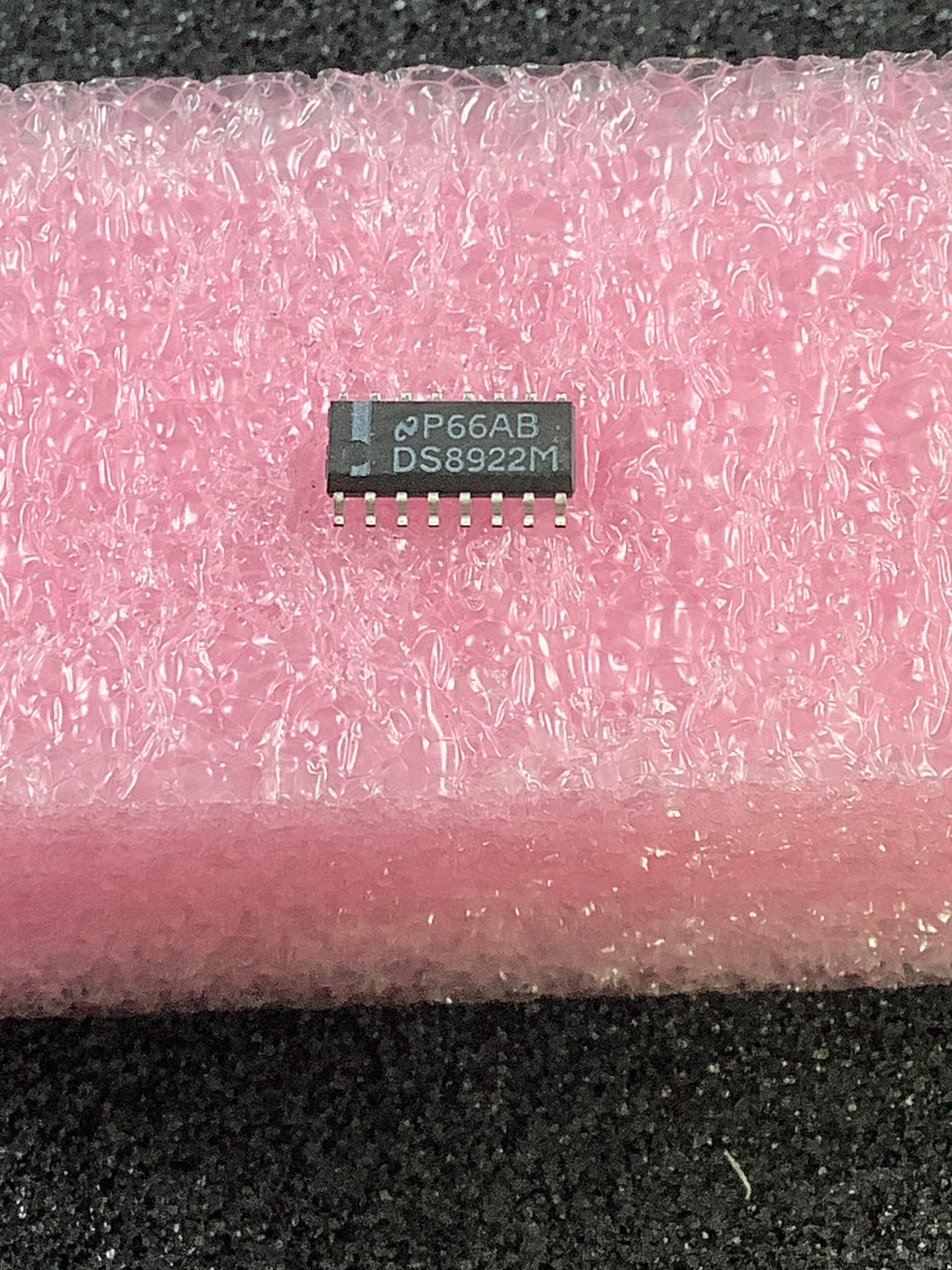 DS8922M - NSC -  TRI-STATE RS-422 Dual Differential Line Driver and Receiver Pairs