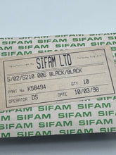 Load image into Gallery viewer, 5/02/S210 006 - SIFAM - BLACK / BLACK COLLET KNOB   10 PACK
