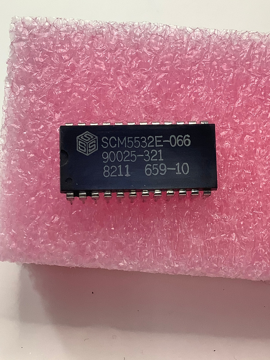 SCM5532E-066 - SOLID STATE SCIENTIFIC - IC,ROM,4KX8,CMOS,DIP,24PIN,PLASTIC