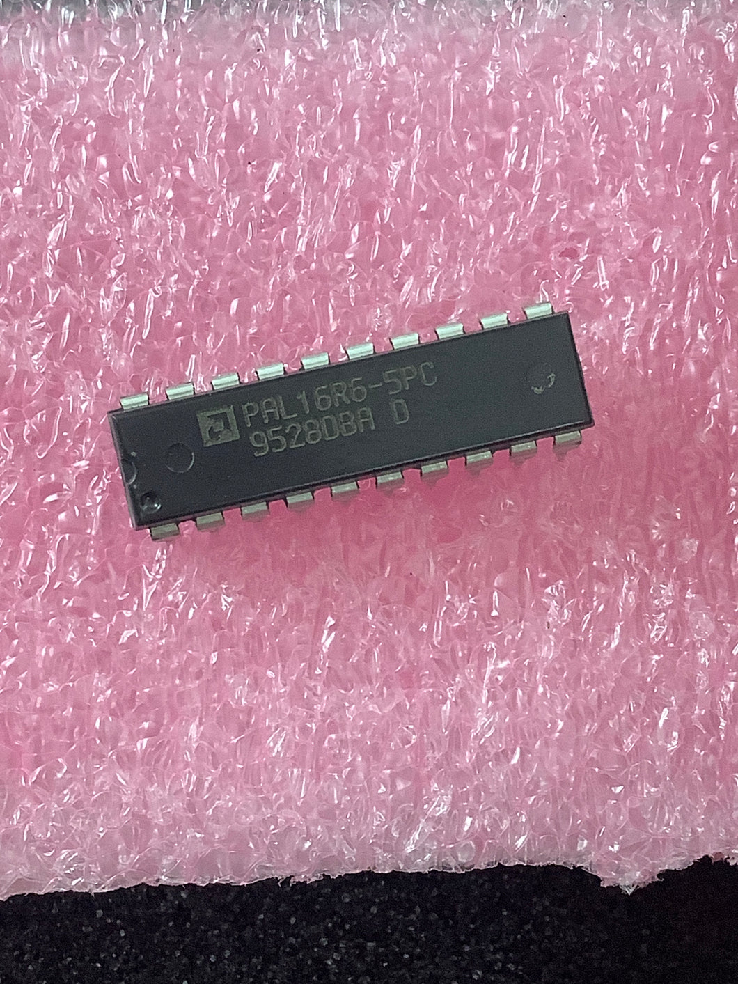 PAL16R6-5PC - AMD - Programmable Logic Device (PLD) IC Macrocells
