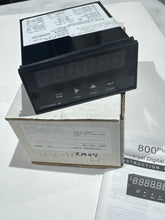 Load image into Gallery viewer, Y820-00-0-RMV4 - YOKOGAWA - DIGITAL VOLT METER, 200.00 VAC, Red LED display, 85~264 VAC, 90~370 VDC

