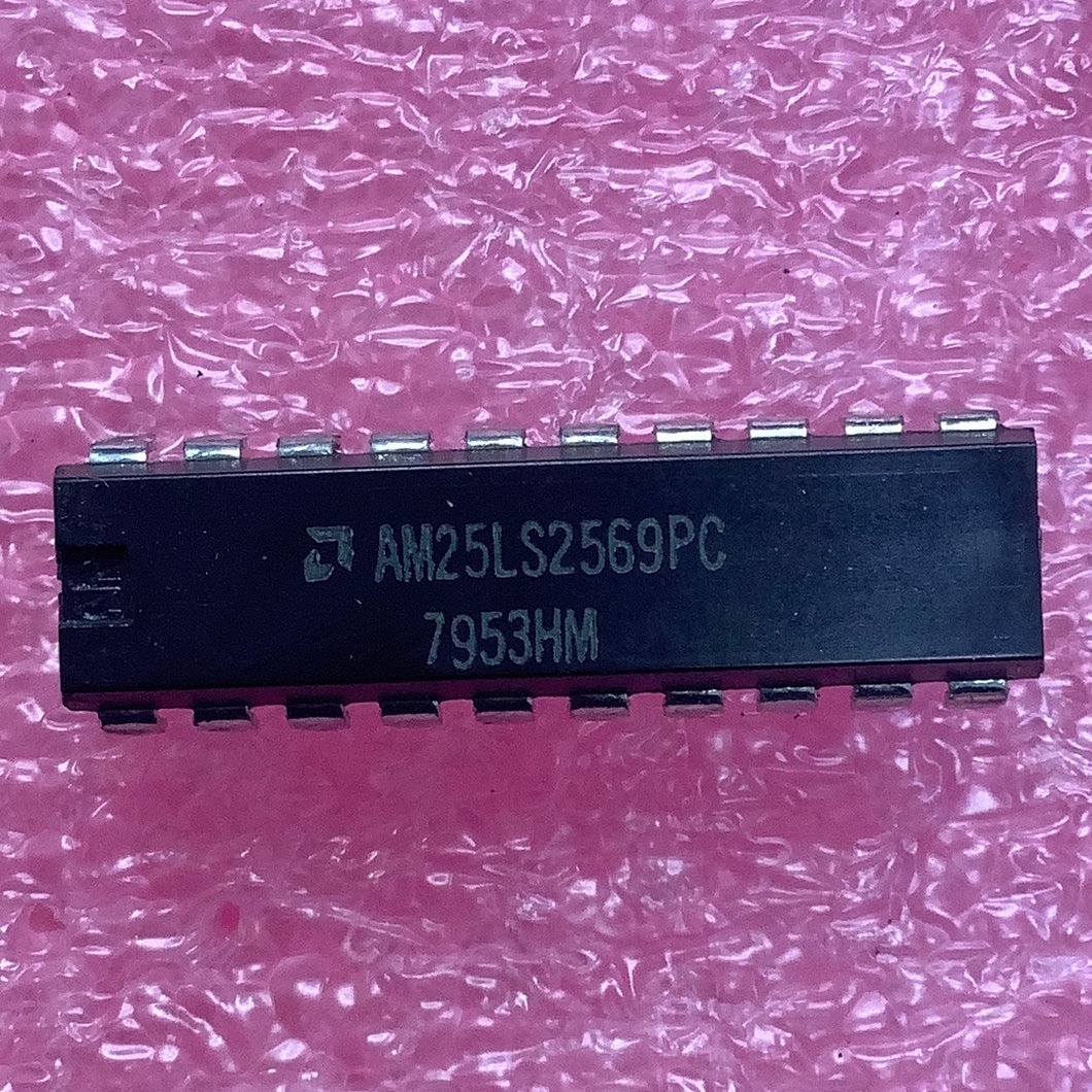 AM25LS2569PC - AMD/79+ - Counter IC Binary Counter 1 Element 4 Bit Positive Edge 20-PDIP