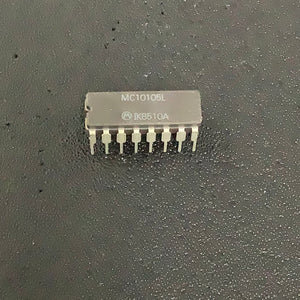 MC10105L - MOTOROLA - Triple 2-3-2-Input OR/NOR Gate