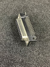 Load image into Gallery viewer, 0968313161200 - HARTING - DB25S R/A CONNECTOR
