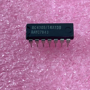RC4709 - RAYTHEON - Dual High Gain Op AMP, also marked RC1437DB