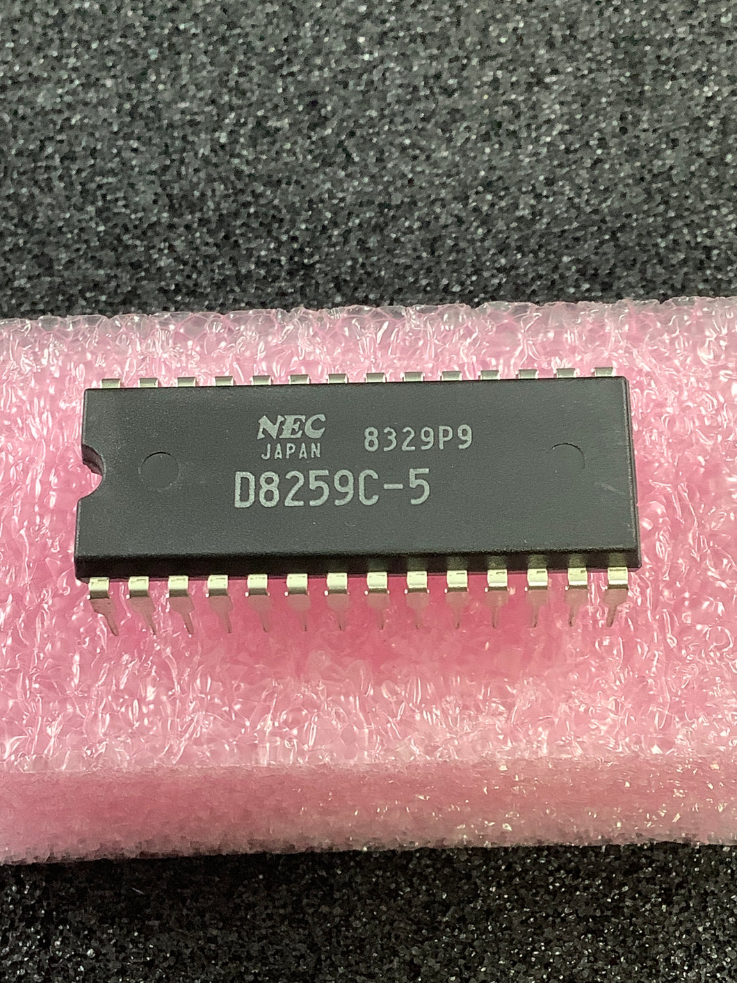 D8259C-5 - NEC - Programmable Interrupt Controller