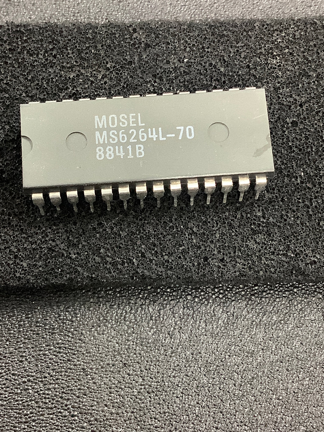 MS6264L-70 - MOSEL - Standard SRAM, 8KX8, 70ns, CMOS,