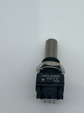 Load image into Gallery viewer, 249FGJS0XB25502KA - VISHAY - Potentiometer 1/2"SQ 1/4"S 5Kohms Cermet
