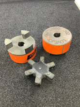 Load image into Gallery viewer, L-095 .500/.500 - LoveJoy - Lovejoy L-095 .500" &amp; .500" Coupling Set W/ Spider
