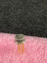Load image into Gallery viewer, HA2-2600-8 - HARRIS - High Input Impedance Operational Amplifier
