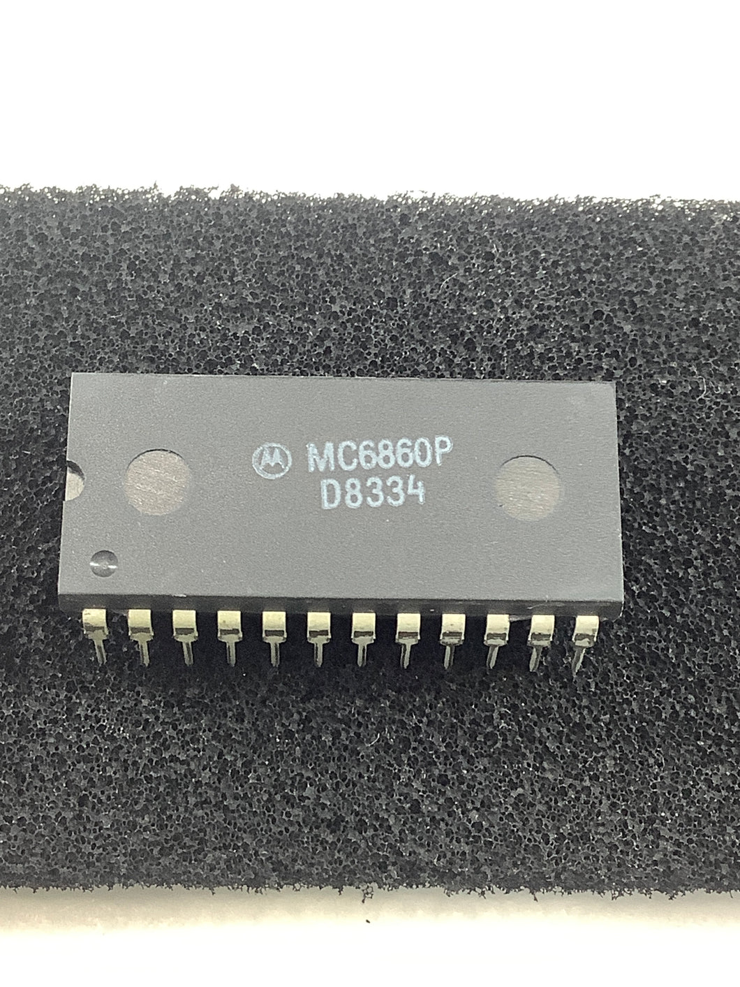 MC6860P - MOTOROLA - 8-Bit Digital Modem P