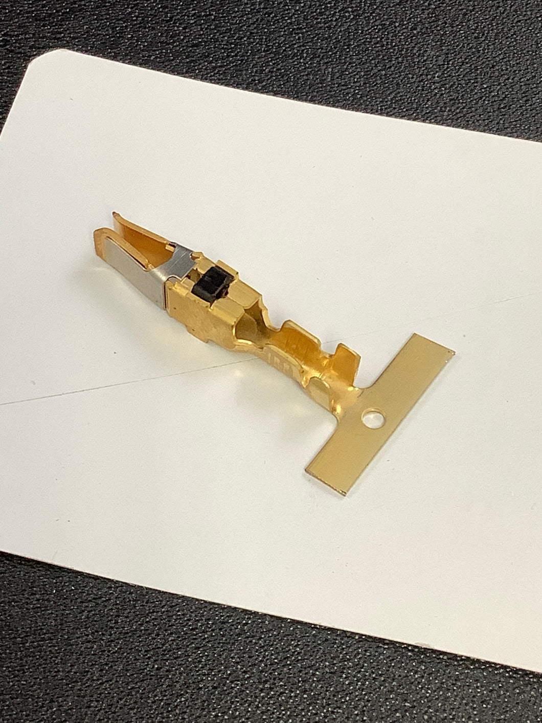 1-66740-1 - AMP - Socket Contact Gold Crimp 12-16 AWG Power, Stamped