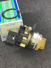 Load image into Gallery viewer, M6650-4-406 - ALCO - Selector Switch Assembly, 2 Position
