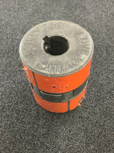 Load image into Gallery viewer, L-095 .750/.750 -  - Lovejoy L-095 .750&quot; &amp; .750&quot; Coupling Set W/ Spider
