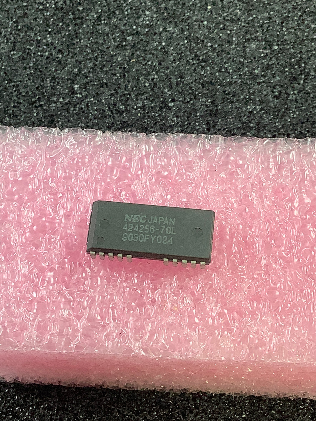 UPD424256LA-70L - NEC - General Purpose Dynamic RAM