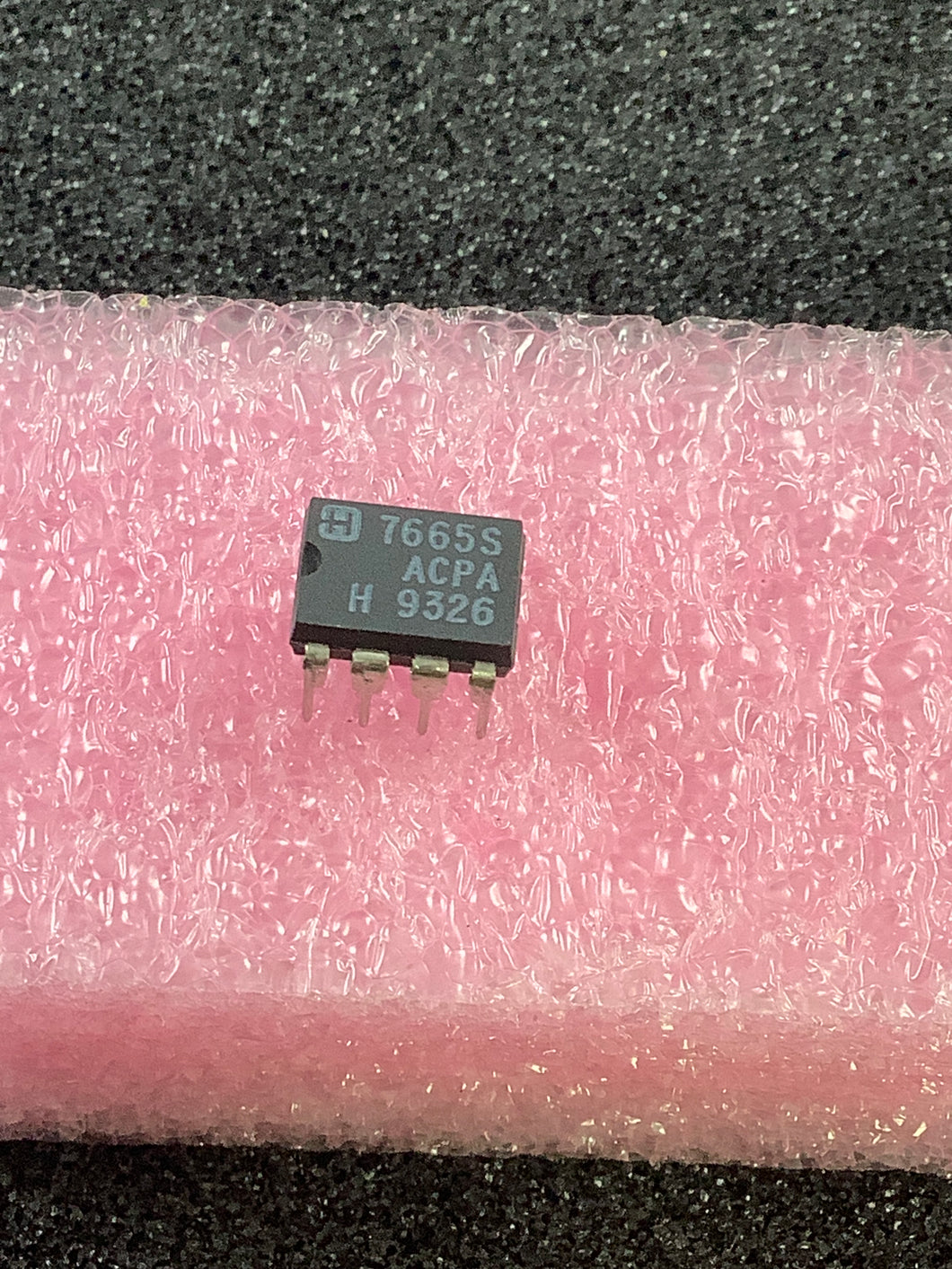 ICL7665SACPA - HARRIS - CMOS Micropower Over/Under VoltageDetector