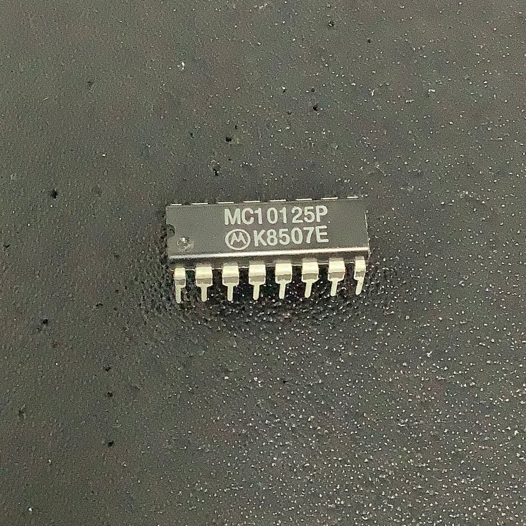 MC10125P - MOT - Translator MECL to TTL 16-Pin PDIP