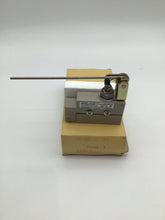 Load image into Gallery viewer, ZE-QCL-2S - OMRON - Limit Switch,Enclosed,Rod Lever Actuator,General Purpose,Side-Mounting
