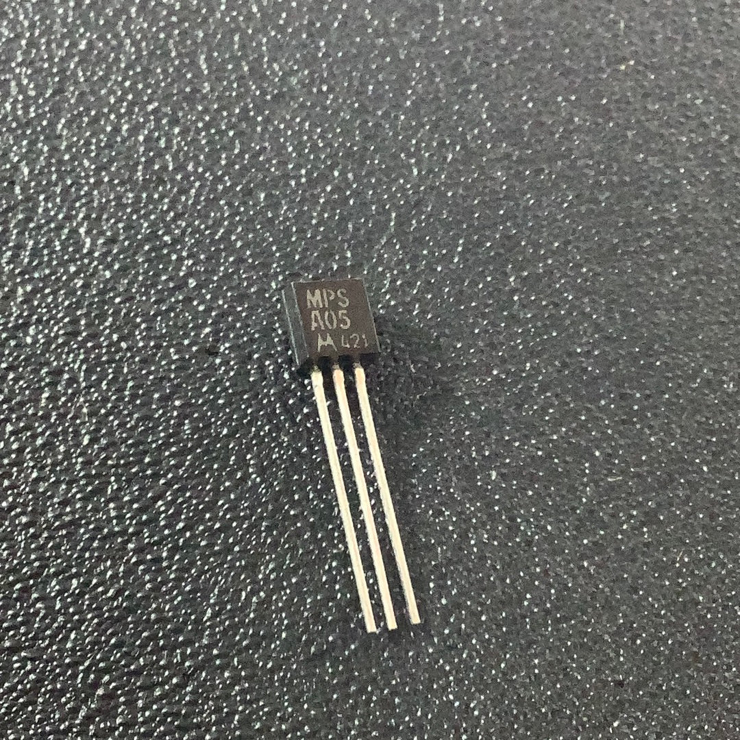 Datasheet Pinagem - Transistor Bipolar NPN MPSA06 - Características E