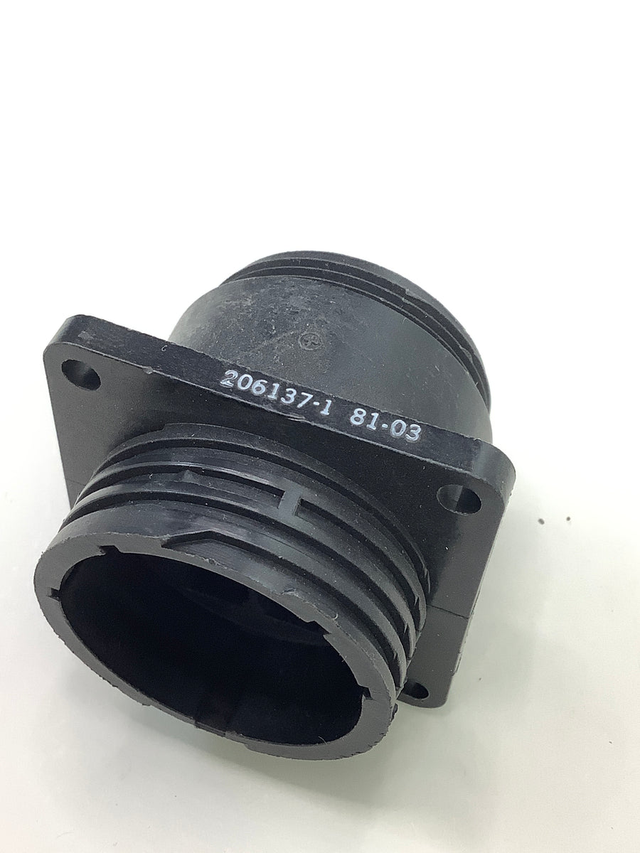 206137-1 - AMP - 7 PIN High Current Sq. Flange CPC Connector