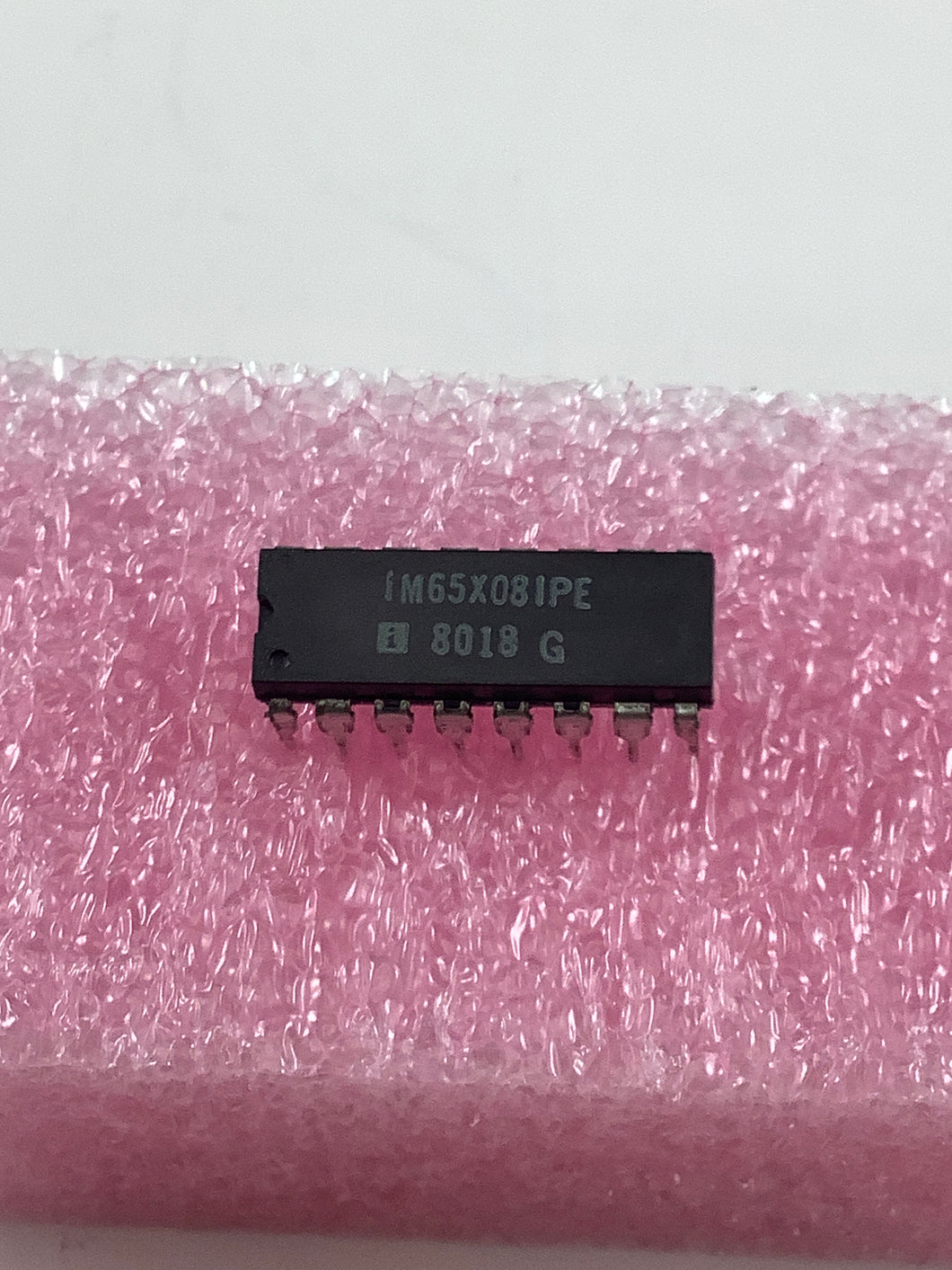 IM65X08IPE - INTERSIL - 1024 x 1 High Speed CMOS RAM