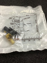 Load image into Gallery viewer, 95-000-51 - CORNING - ST MM 62.5 UM FIBER OPTIC CONNECTOR
