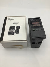 Load image into Gallery viewer, P21202100 - SIMPSON - Phoenix II Series PID CURRENT/VOLT RELAY OUTPUT CONTROLER
