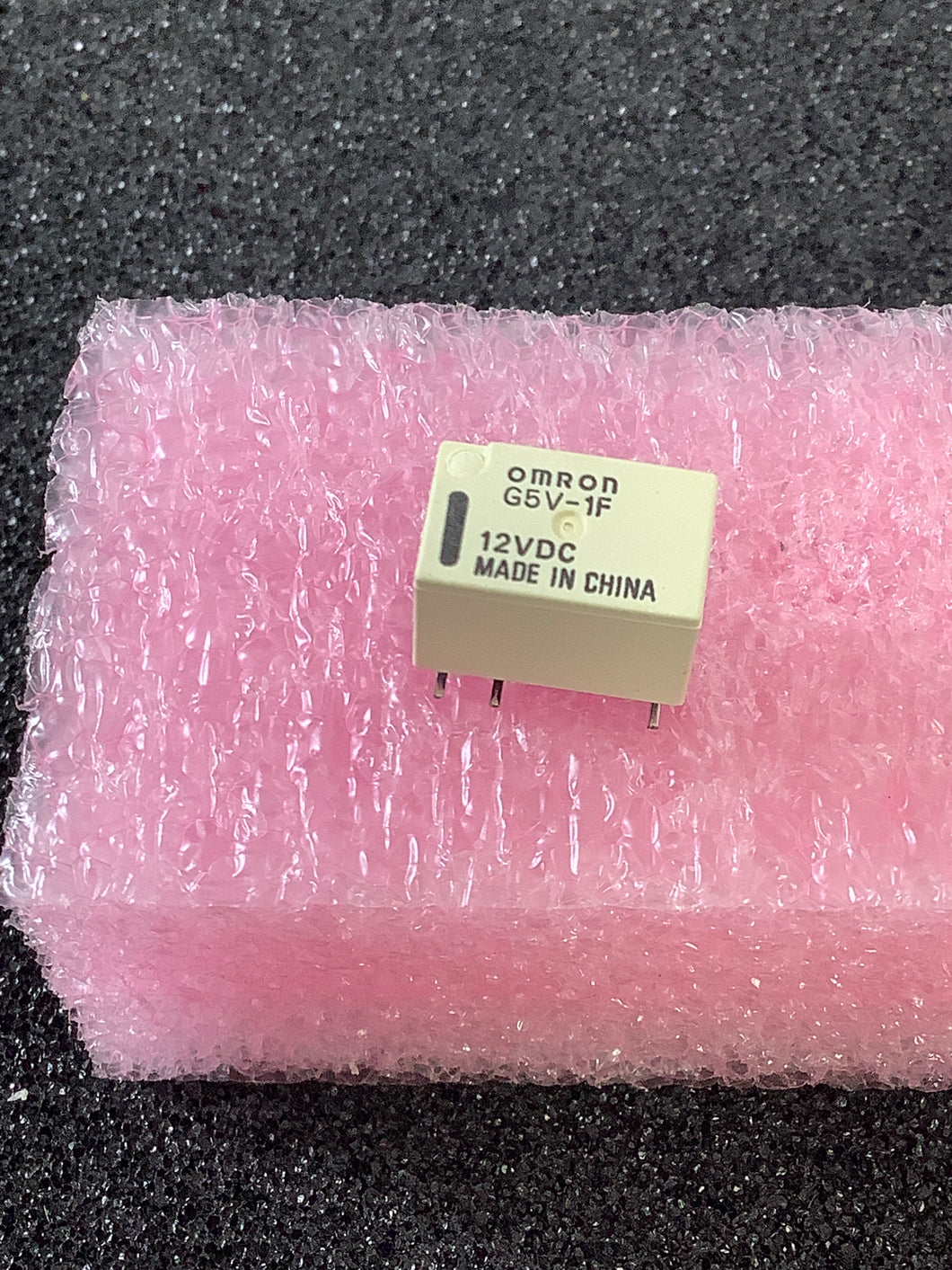 G5V-1F-DC12 - OMRON - 1 FORM C 12VDC RELAY 1.0 Amp Contacts, Surface mount