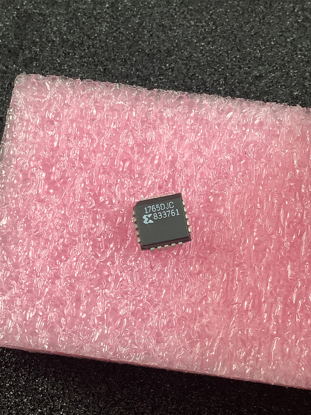 XC1765DJC - XILINX - 28KBit OTP EPROM PLCC20