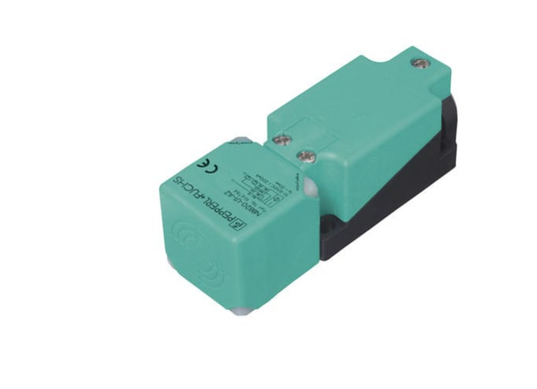 NJ15+U4+V1+E2 - 5 WAY SENSOR 10-60 VDC SQUARE