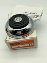 Load image into Gallery viewer, GEM-V2 - LINEMASTER - FOOT SWITCH, ROUND, 15A 115/250VAC
