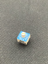 Load image into Gallery viewer, 350141GS -  ECCO - MINIATURE ROTARY SWITCH
