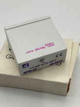 Load image into Gallery viewer, G4AD16 - OPTO 22 - ANALOG 0 TO +5V AC/DC INPUT MODULE
