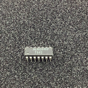 MC840P - MOTOROLA DTL IC