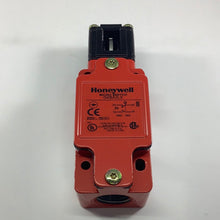 Load image into Gallery viewer, GKBA3LX - HONEYWELL - LIMIT SWITCH - MICROSWITCH
