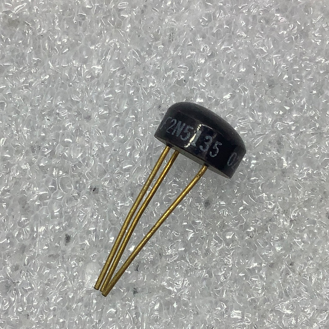 2N5135  -FAIRCHILD - Silicon NPN Transistor
