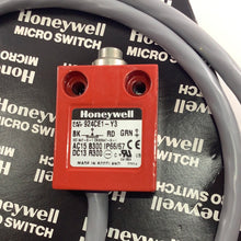 Load image into Gallery viewer, 924CE1-Y3 - HONEYWELL - LIMIT SWITCH
