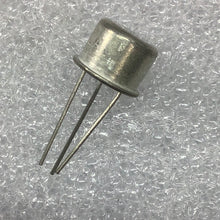 Load image into Gallery viewer, 2N5323 - MOTOROLA - Silicon PNP Transistor - MFG.  MOTOROLA
