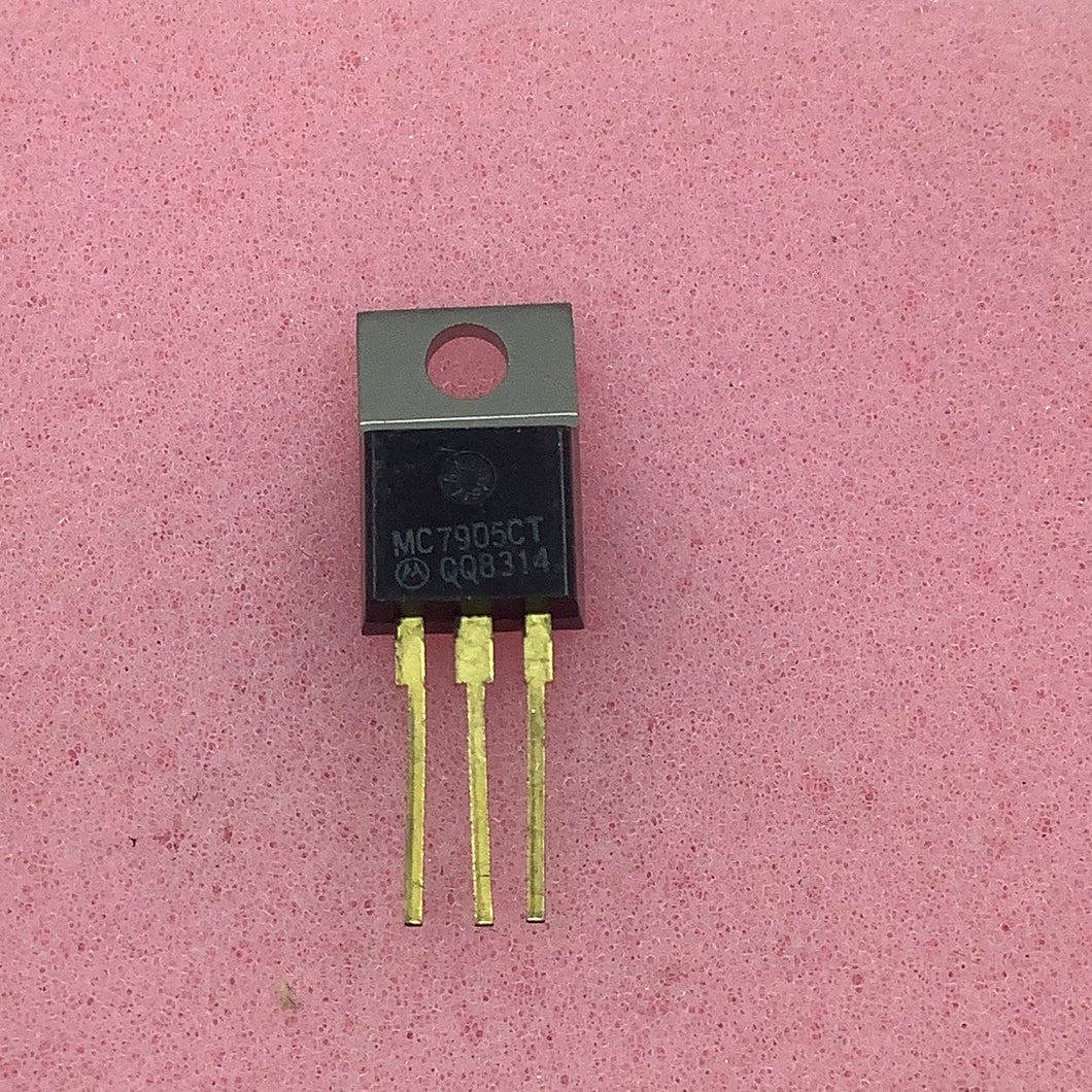 MC7905CT - GL - MOTOROLA  (-)5.0V 1.0A Negative Voltage Regulator