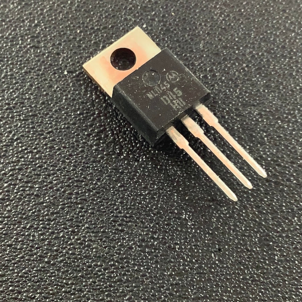 D45H8 - MOTOROLA - Silicon PNP Transistor