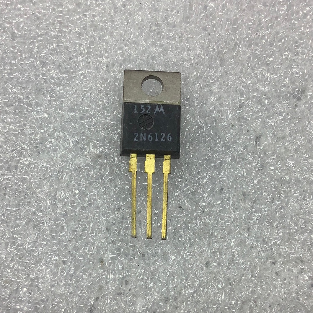 2N6126 - Silicon PNP Transistor - MFG.  MOTOROLA