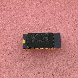 JM38510/11102BCC - SILICONIX - Military High-Reliability Integrated Circuit, Commercial Number DG182A