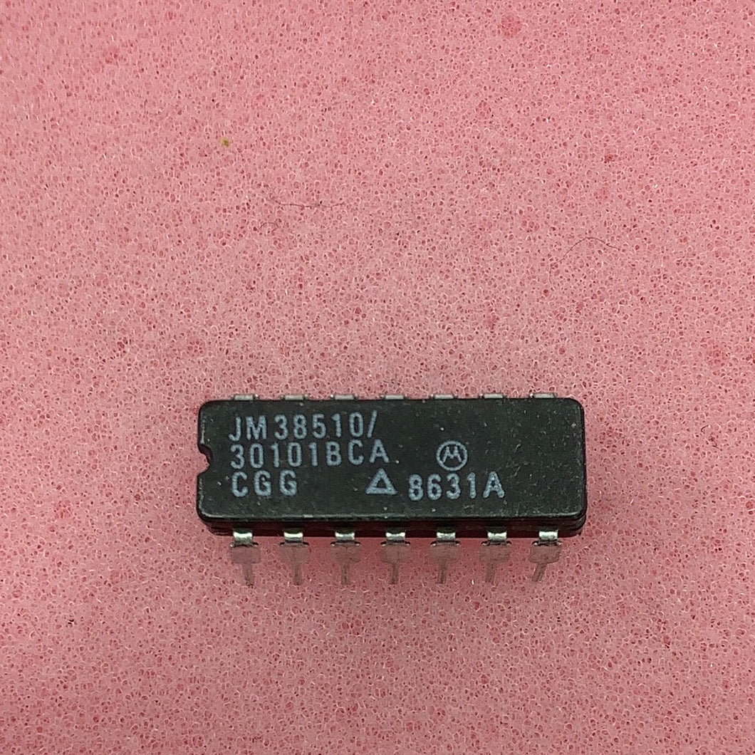 JM38510/30101BCA - MOTOROLA - Military High-Reliability Integrated Circuit, Commercial Number 54LS74