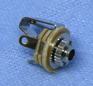 2.5mm Mono Jack, closed circuit, 660JP