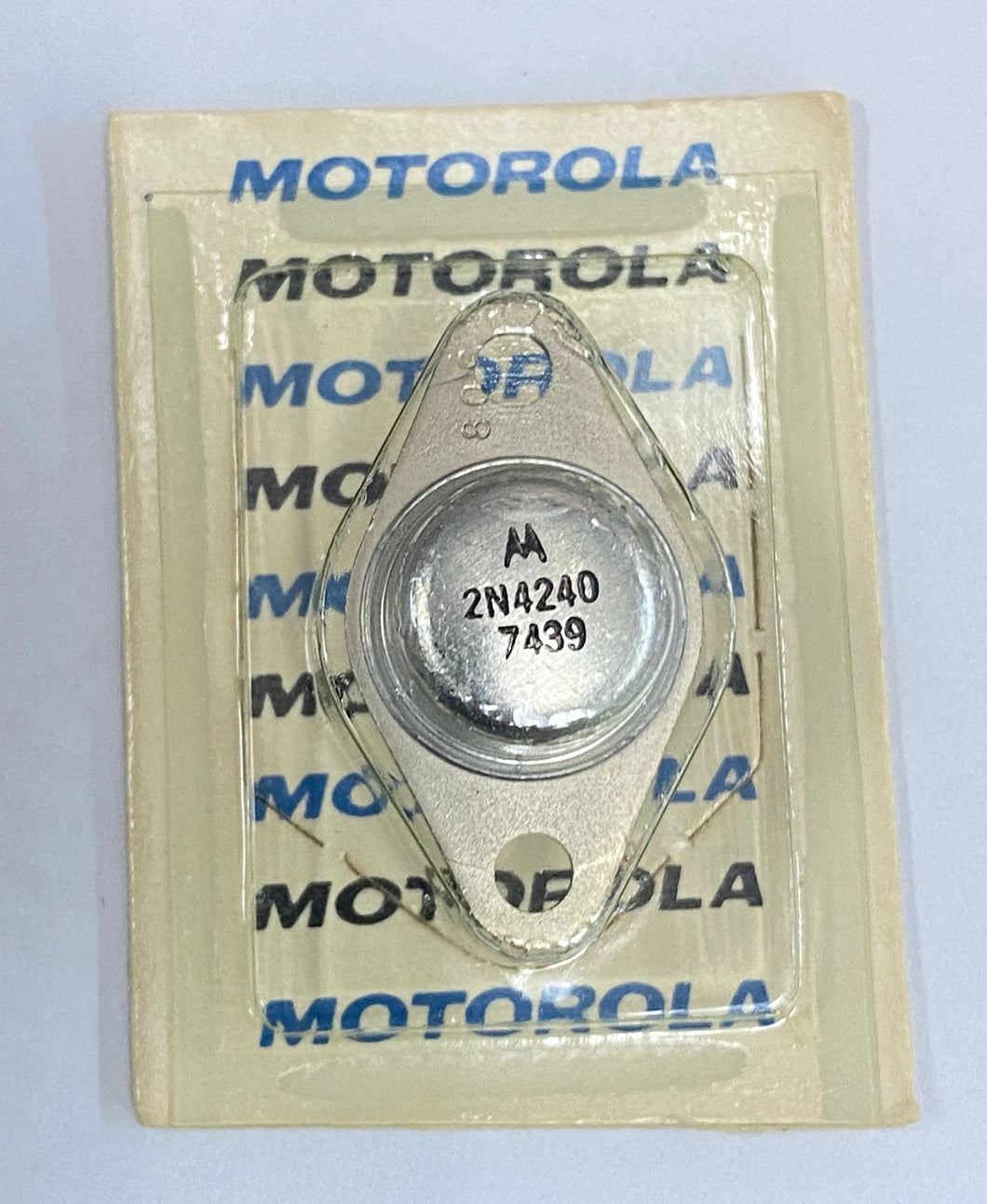 2N4240 Motorola Transistor