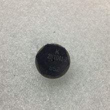 Load image into Gallery viewer, 2N1041-2 Germanium PNP Transistor

